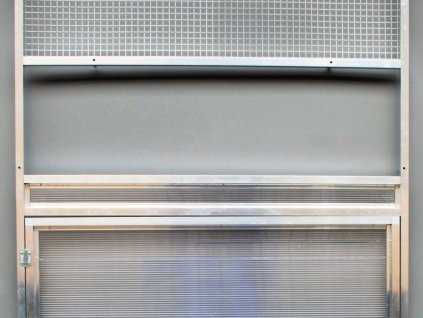 Stěna s krmným boxem Shoptt