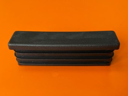 4672 zatka cerna pro profily 80x20 mm