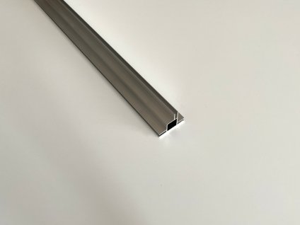 Hliníkový profil (HJ15V8) (Délka 2m)