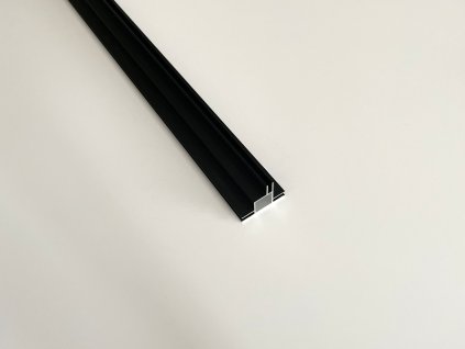 Hliníkový profil (HJ15V8 černý elox.) (Délka 2m)