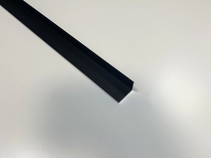 5257 1 hlinikovy profil l hl32 cerny elox