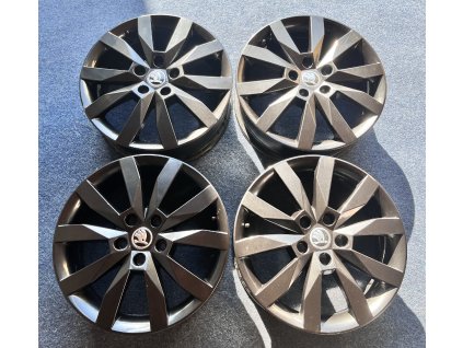 5x112 R17 Originál Škoda Octavia 3.