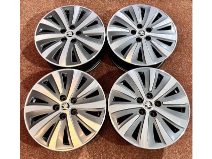 5x112 R17 Škoda Superb ORIGINÁL alu disky
