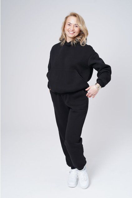 Premium Cerna Teplakovka