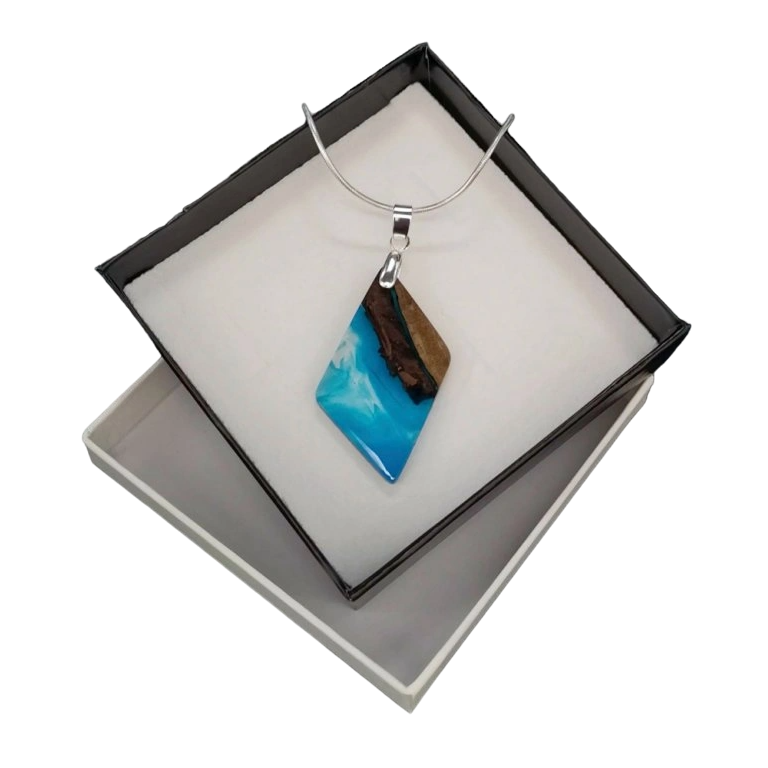 Dřevěné módní doplňky