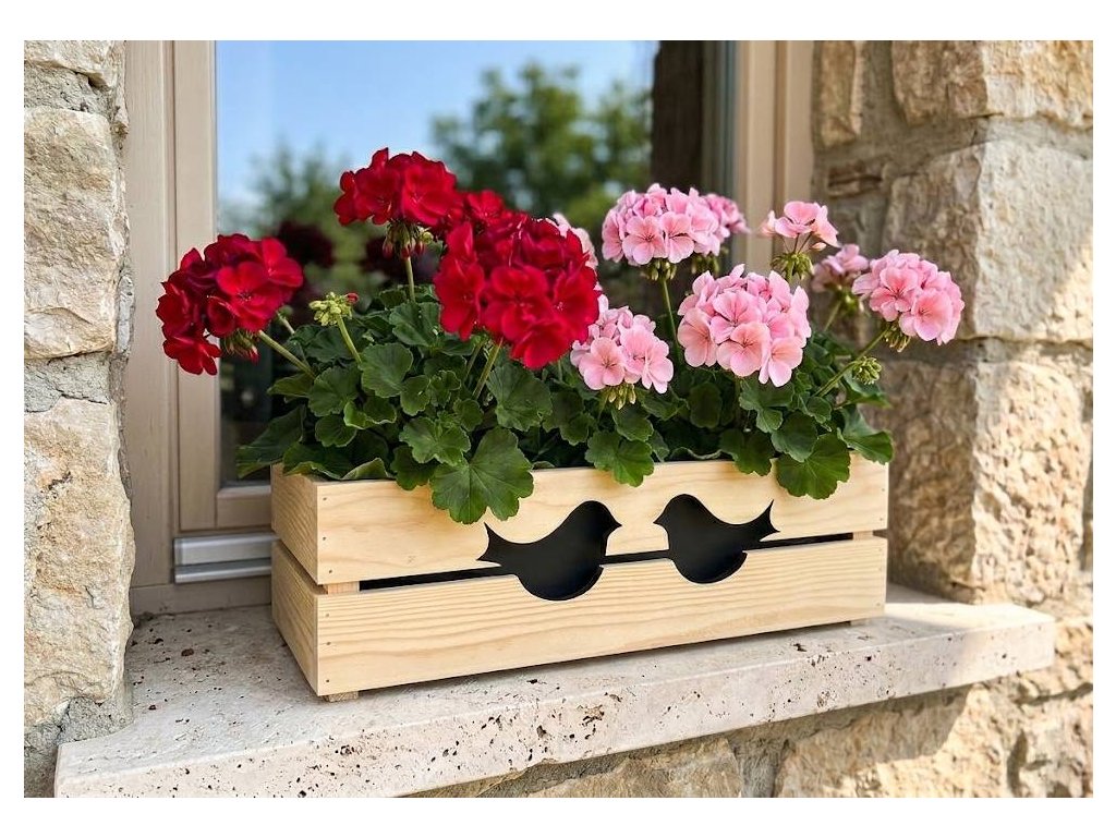 Dřevěný obal na truhlík s ptáčky 52 cm český výrobek