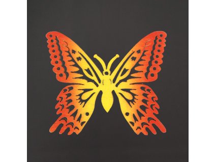 dřevěná ozdoba motýl