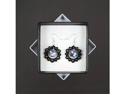 dřevěné náušnice s kamínkem