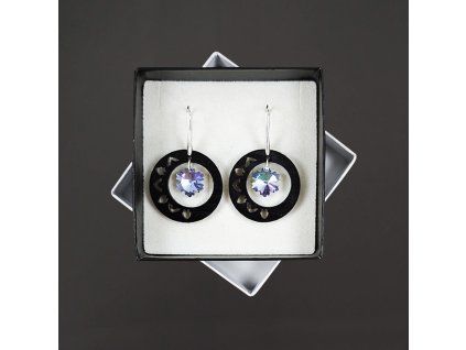 dřevěné náušnice s kamínkem