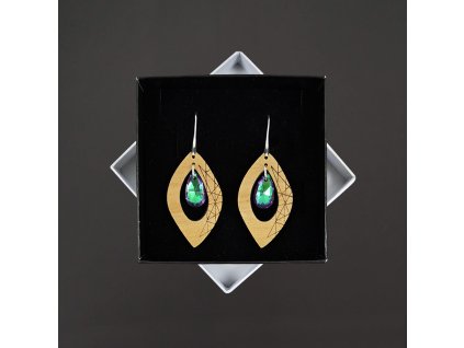 dřevěné náušnice s kamínkem