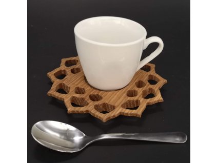 Mandala-shaped wooden saucer with white mug and spoon, solid wood, diameter 12 cm