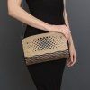1615 2 drevena kabelka cerna ctverecky 25 cm