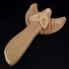 2002 2 dreveny andel se srdcem masivni drevo 22x15x2 cm