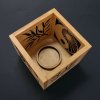 Dřevěný svícen krychle s motivem jin-jang a větvičky, masivní dřevo, 10x10x10 cm