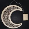 Dřevěná svítící dekorace měsíc s LED osvětlením, 29 cm