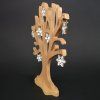 610 dreveny 3d strom s vlockami masivni drevo vyska 20 cm