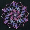 Dřevěná dekorace mandala barevná 9cm, topol překližka, chráněná dílna AMADEA