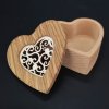Dřevěná krabička ve tvaru srdce