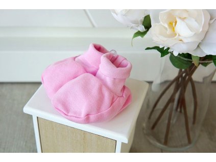 Bavlněné kojenecké capáčky, růžové