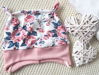 Bavlněná dívčí čepička, pudrově růžové Květy