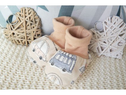 Kojenecké bavlněné capáčky oříškové, autíčka