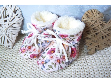 Zateplené bačkůrky, barevné květinky