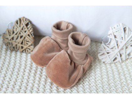 Plyšové capáčky pro miminko, hnědé