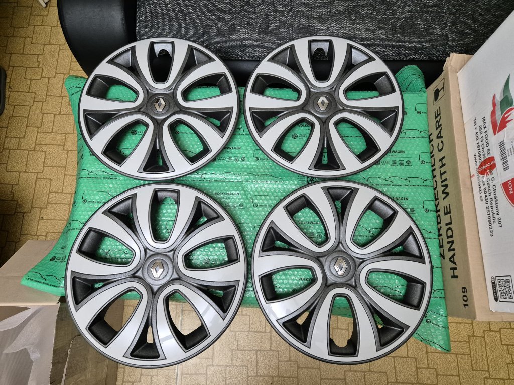 15" kryty kol (poklice) TAGE sada 4kusů Renault 7711943931