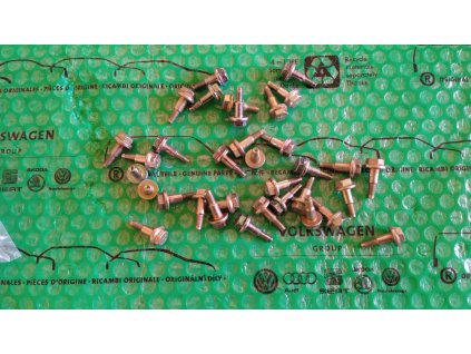 čep omezovače dveří Škoda Felicia 1H4839257C