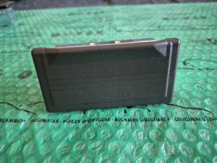 popelník zadních dveří hnědý Škoda Favorit 115797160