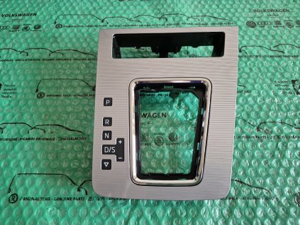 rámeček řadící páky silver light line Škoda Octavia III s automatickou převodovkou 5E1713203M WI5