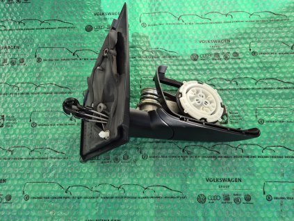 pouzdro pravého vnějšího zrcátka manuální ovládání VW Polo (9N) 6Q1857508F 01C