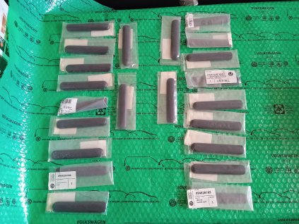 lišta blatníku levá úzká Škoda Felicia do 12/1997 6U0853517D