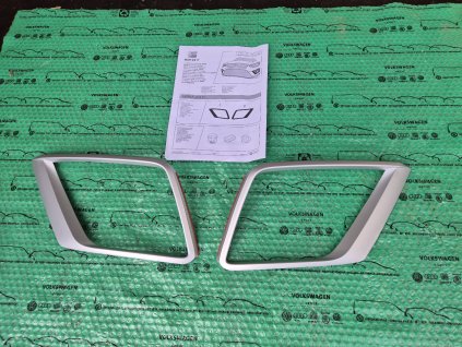 ozdobné rámečky předních mlhovek matně stříbrné Seat Arona 6F9071004C
