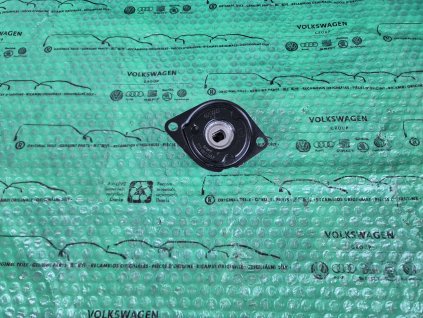 napínací element řemene alternátoru Škoda Felicia 1.9d 028903315P