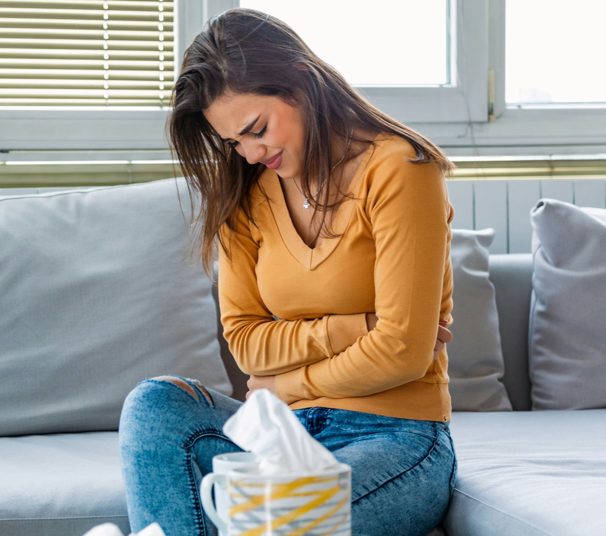 Čo na bolesť žalúdka? Overené tipy pre rýchlu úľavu aj dlhodobé riešenia