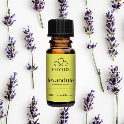 100% esenciální olej Levandule s květy na bílém pozadí