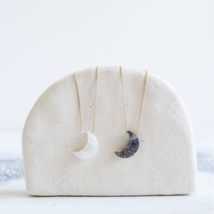 Měsíc řetízek s přívěskem dvě barvy