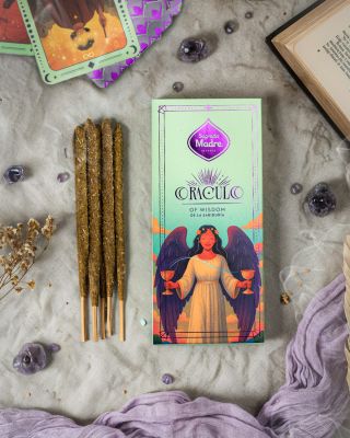 ✨ Snad již v úterý 2.12. proběhne další naskladnění – a mezi produkty bude i tahle nádherná novinka: 💫 Vonné tyčinky...