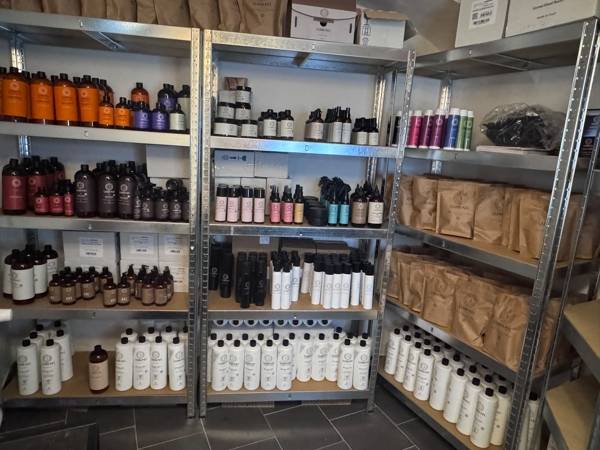 Produkty Ambrosia Professional připravené v českém skladu