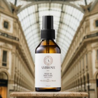 🎄 Krásné vlasy jako ten nejhezčí dárek pod stromeček. Olejíček, který vlasy vyživí, zjemní a dodá jim přirozený lesk ✨...