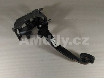 Pedál spojky - Nissan Almera Tino