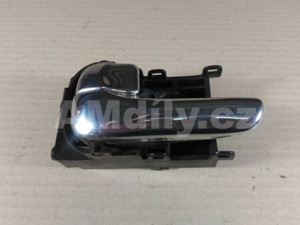 Klika dveří vnitřní zadní levá - Nissan Almera Tino