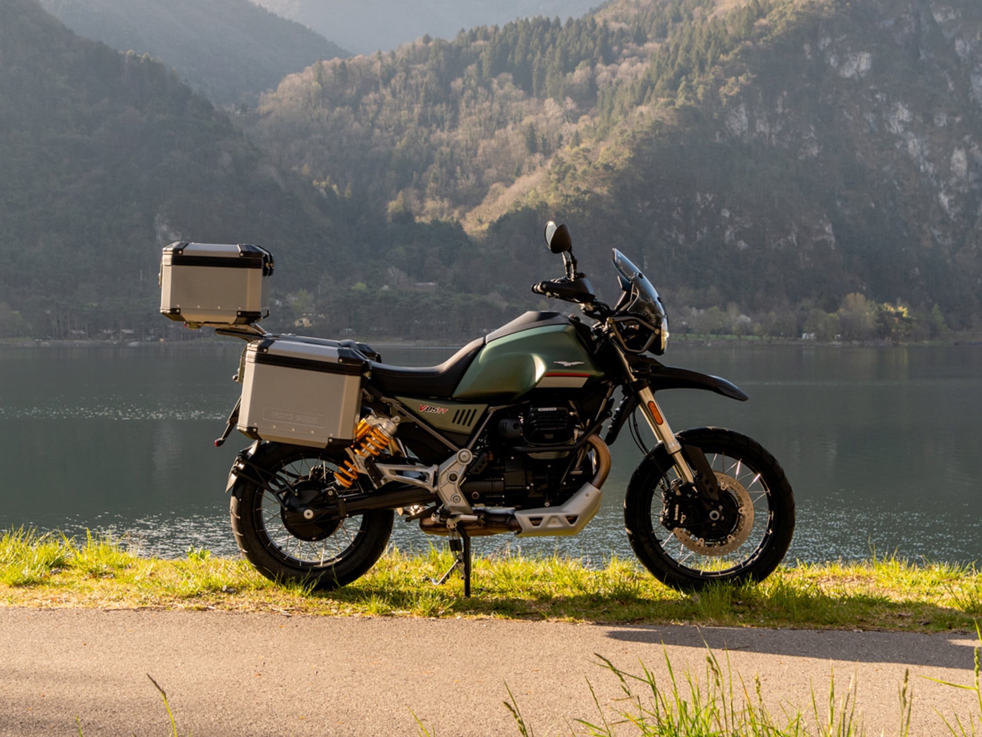 Moto Guzzi se zárukou 4 roky a slevou 10 000Kč na příslušenství