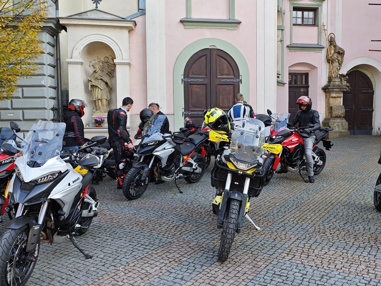 Season Opening: Zahájení sezóny 2025 vyjížďkou