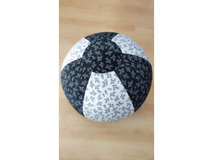 Povlak na gymnastický míč černošedý.