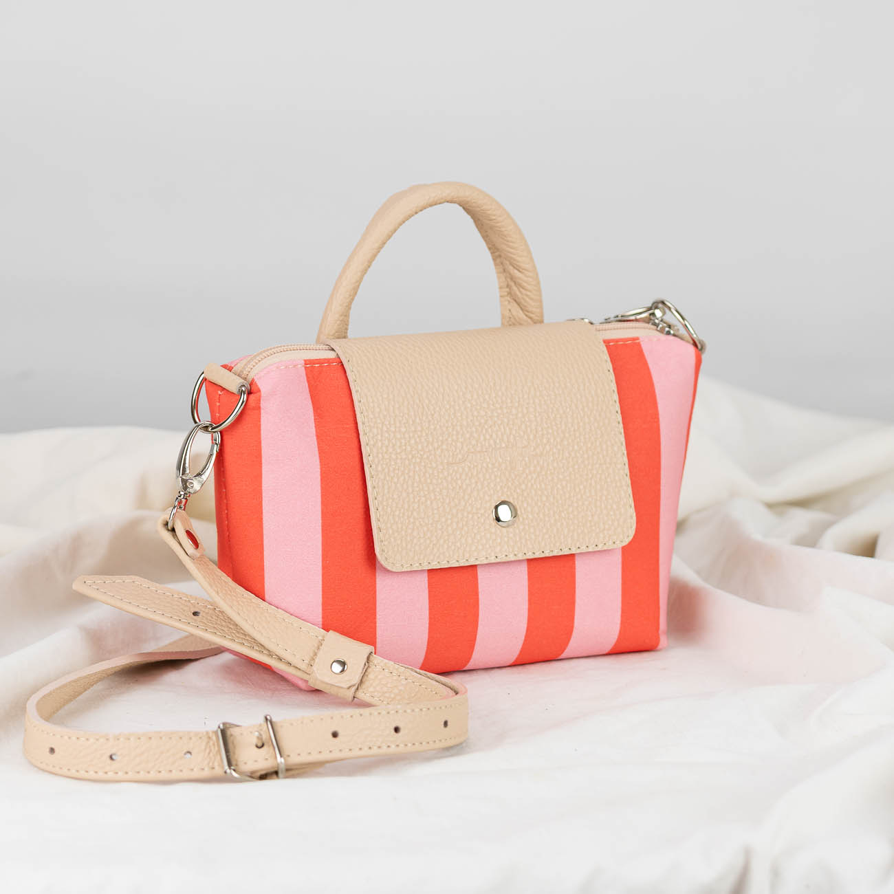 ammyla-vivien-top-127