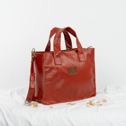 Veľká kožená kabelka do ruky aj crossbody od Ammyla