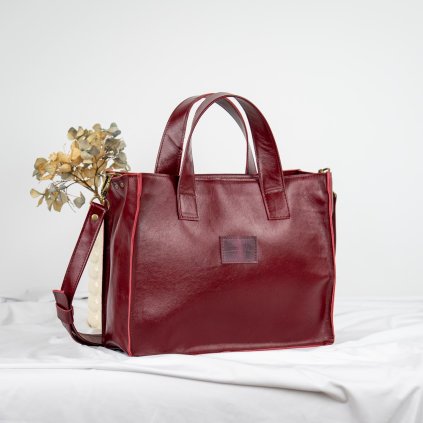 Veľká kožená kabelka do ruky aj crossbody od Ammyla