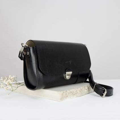 Kožená crossbody kabelka strednej veľkosti od Ammyla